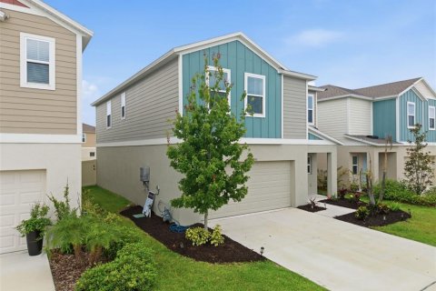 Casa en venta en Fish Hawk, Florida, 4 dormitorios, 191.56 m2 № 2099943 - foto 4