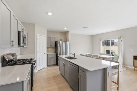 Casa en venta en Fish Hawk, Florida, 4 dormitorios, 191.56 m2 № 2099943 - foto 10