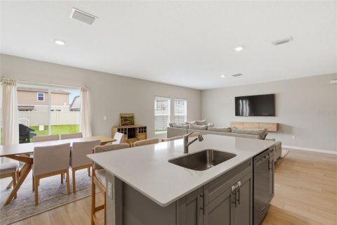 Casa en venta en Fish Hawk, Florida, 4 dormitorios, 191.56 m2 № 2099943 - foto 15