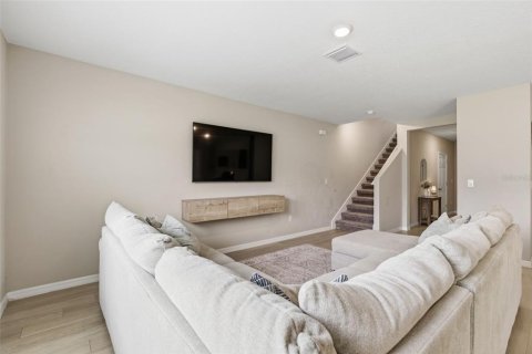 Casa en venta en Fish Hawk, Florida, 4 dormitorios, 191.56 m2 № 2099943 - foto 9