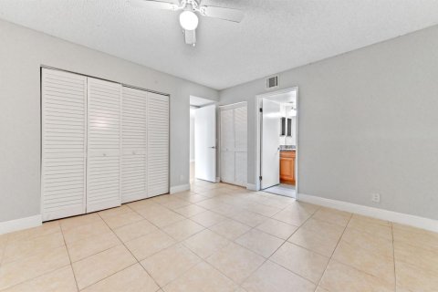 Copropriété à vendre à West Palm Beach, Floride: 2 chambres, 83.98 m2 № 2154303 - photo 14