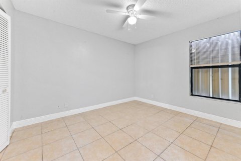 Copropriété à vendre à West Palm Beach, Floride: 2 chambres, 83.98 m2 № 2154303 - photo 10