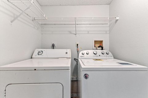 Copropriété à vendre à West Palm Beach, Floride: 2 chambres, 83.98 m2 № 2154303 - photo 16