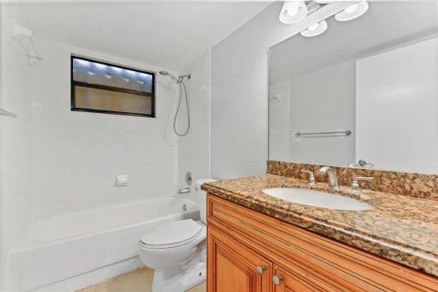 Copropriété à vendre à West Palm Beach, Floride: 2 chambres, 83.98 m2 № 2154303 - photo 12