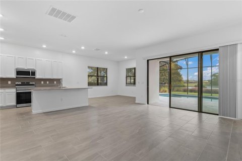 Villa ou maison à vendre à Davenport, Floride: 5 chambres, 295.62 m2 № 2214630 - photo 12