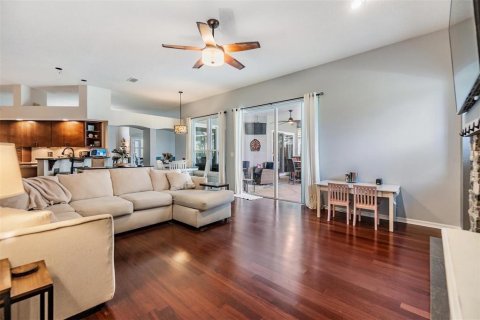 House in Valrico, Florida 4 bedrooms, 248.61 sq.m. № 1759862 - photo 17
