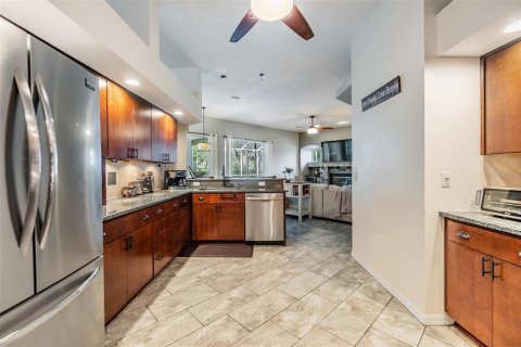 House in Valrico, Florida 4 bedrooms, 248.61 sq.m. № 1759862 - photo 22