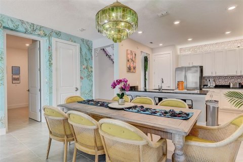 House in Kissimmee, Florida 6 bedrooms, 335.66 sq.m. № 1808032 - photo 27