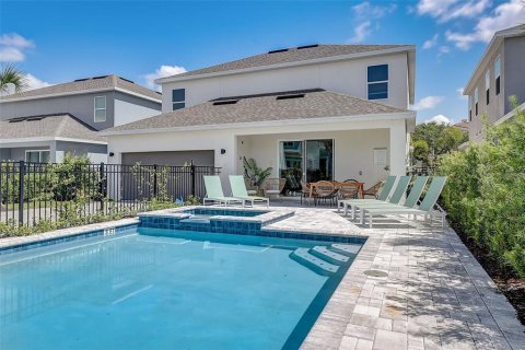 House in Kissimmee, Florida 6 bedrooms, 335.66 sq.m. № 1808032 - photo 21