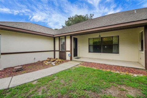 House in Lady Lake, Florida 4 bedrooms, 273.6 sq.m. № 1777311 - photo 6