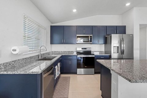 Купить виллу или дом в Хейнс-Сити, Флорида 6 комнат, 146.69м2, № 1780493 - фото 21
