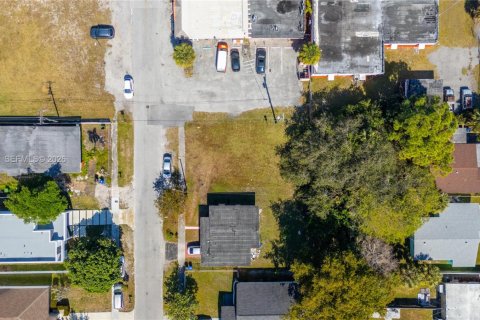 Terrain à vendre à Fort Lauderdale, Floride № 2010706 - photo 6