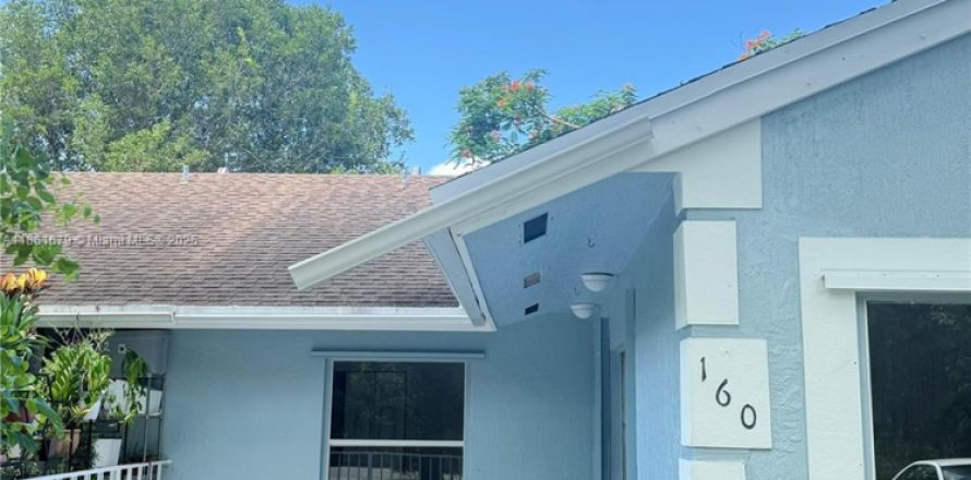 Touwnhouse à Florida City, Floride 3 chambres, 115.76 m2 № 1892282