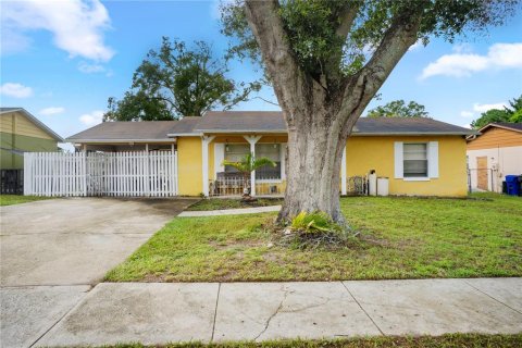 House in Ocoee, Florida 2 bedrooms, 114.46 sq.m. № 1900170 - photo 2