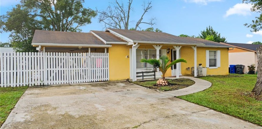Casa en Ocoee, Florida 2 dormitorios, 114.46 m2 № 1900170