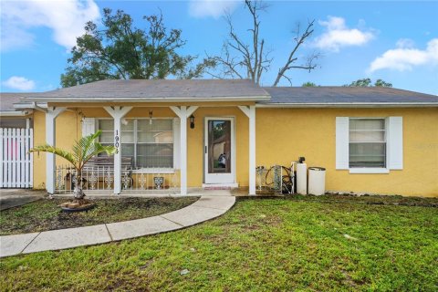 House in Ocoee, Florida 2 bedrooms, 114.46 sq.m. № 1900170 - photo 3