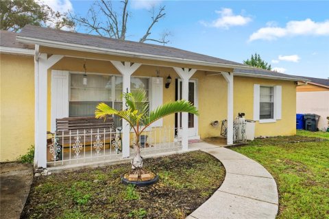 House in Ocoee, Florida 2 bedrooms, 114.46 sq.m. № 1900170 - photo 4