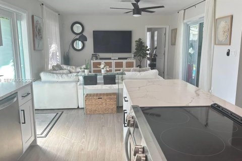 Villa ou maison à louer à Oakland Park, Floride: 3 chambres, 126.9 m2 № 1976955 - photo 12