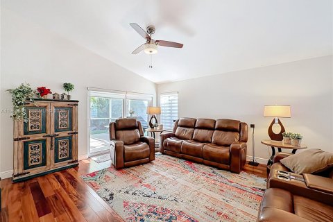 Casa en venta en Weston, Florida, 3 dormitorios, 125.7 m2 № 2081133 - foto 30