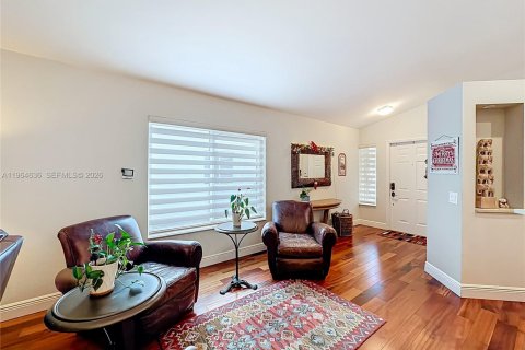 Casa en venta en Weston, Florida, 3 dormitorios, 125.7 m2 № 2081133 - foto 15