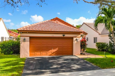 Casa en venta en Weston, Florida, 3 dormitorios, 125.7 m2 № 2081133 - foto 2