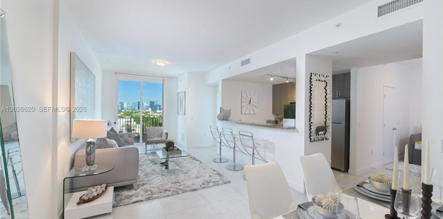 Apartamento en Miami, Florida 1 dormitorio, 91.6 m2 № 2180676