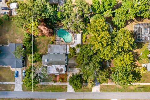 Casa en venta en Howey-in-the-Hills, Florida, 4 dormitorios, 219.25 m2 № 2208559 - foto 2