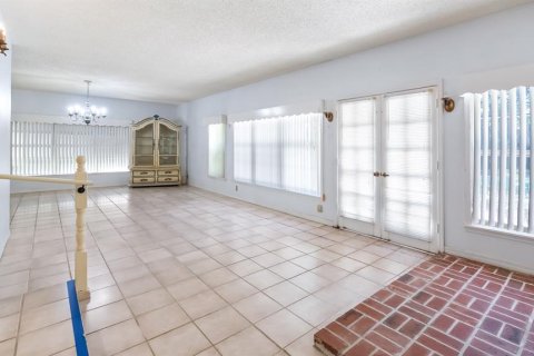 Casa en venta en Howey-in-the-Hills, Florida, 4 dormitorios, 219.25 m2 № 2208559 - foto 11