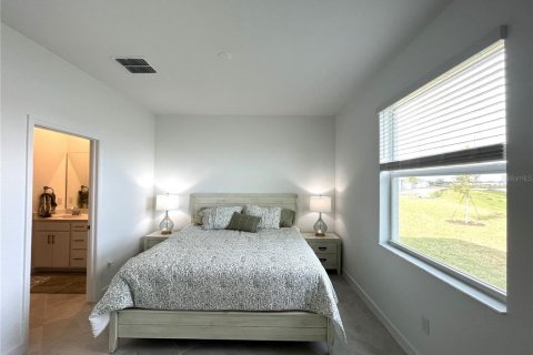 Casa en alquiler en Englewood, Florida, 3 dormitorios, 131.64 m2 № 1719852 - foto 12