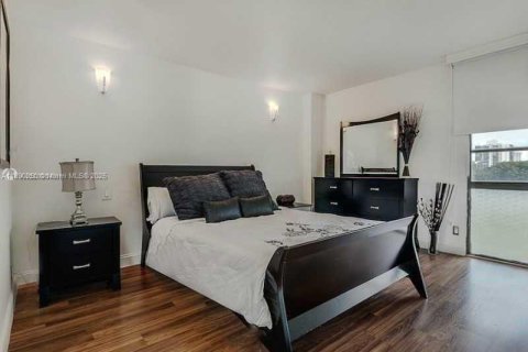 Copropriété à louer à Aventura, Floride: 1 chambre, 68.84 m2 № 1945051 - photo 3