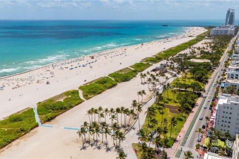 Condo in Miami Beach, Florida, 1 bedroom № 1959072 - photo 22