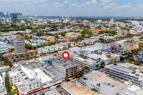 Condo in Miami Beach, Florida, 1 bedroom № 1959072 - photo 14