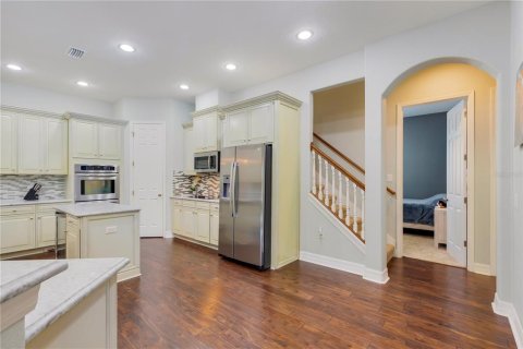 House in Land O' Lakes, Florida 5 bedrooms, 406.45 sq.m. № 1914636 - photo 16