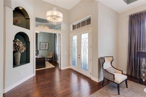House in Land O' Lakes, Florida 5 bedrooms, 406.45 sq.m. № 1914636 - photo 20