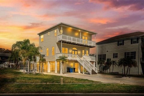 Casa en venta en Oldsmar, Florida, 4 dormitorios, 158.96 m2 № 2123149 - foto 2