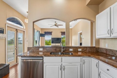 Casa en venta en Oldsmar, Florida, 4 dormitorios, 158.96 m2 № 2123149 - foto 14