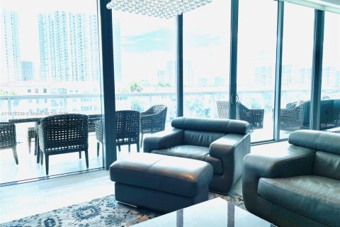 Copropriété à louer à Aventura, Floride: 4 chambres, 295.8 m2 № 1759112 - photo 15