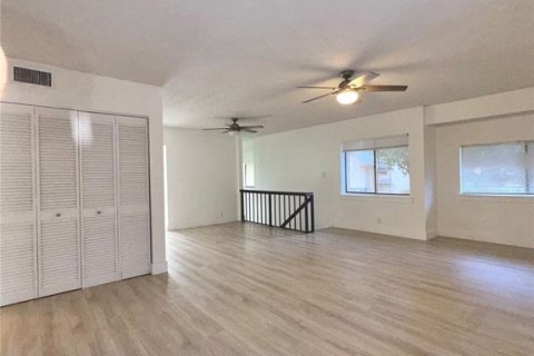 Condo in Plantation, Florida, 3 bedrooms  № 2427658 - photo 3