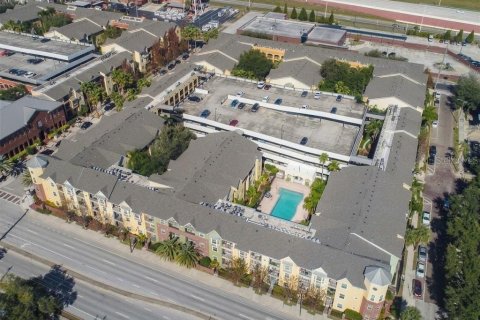 Condo in Tampa, Florida, 1 bedroom  № 2399573 - photo 23