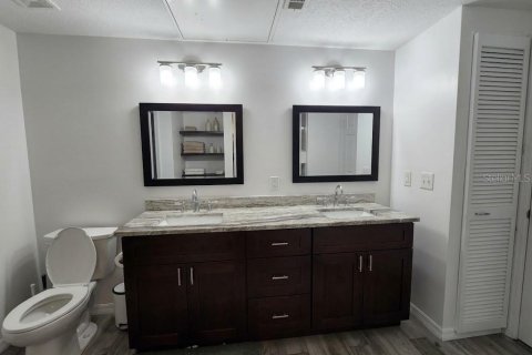 Condo in Tampa, Florida, 1 bedroom  № 2399573 - photo 9
