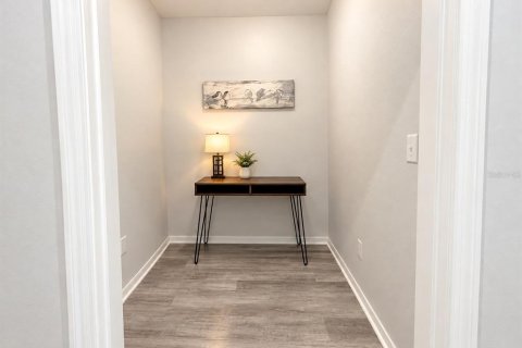 Condo in Tampa, Florida, 1 bedroom  № 2399573 - photo 7