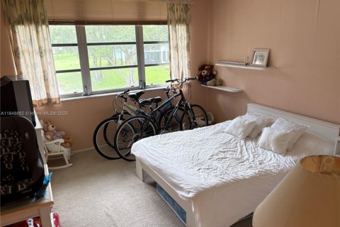 Condo in Pompano Beach, Florida, 3 bedrooms  № 1883799 - photo 19