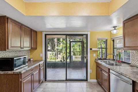 Casa en venta en New Port Richey, Florida, 3 dormitorios, 137.12 m2 № 1673772 - foto 15