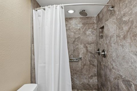 Casa en venta en New Port Richey, Florida, 3 dormitorios, 137.12 m2 № 1673772 - foto 27