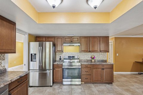 Casa en venta en New Port Richey, Florida, 3 dormitorios, 137.12 m2 № 1673772 - foto 16