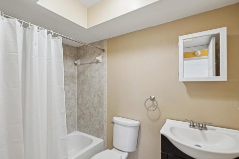 Casa en venta en New Port Richey, Florida, 3 dormitorios, 137.12 m2 № 1673772 - foto 30