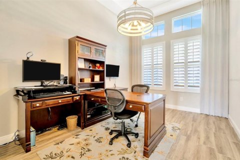 Casa en alquiler en Land O' Lakes, Florida, 5 dormitorios, 365.94 m2 № 1901321 - foto 22