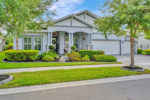 Casa en alquiler en Land O' Lakes, Florida, 5 dormitorios, 365.94 m2 № 1901321 - foto 6