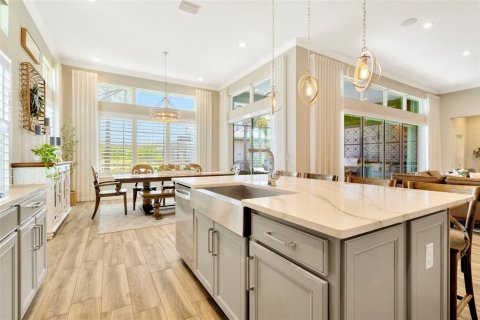 Casa en alquiler en Land O' Lakes, Florida, 5 dormitorios, 365.94 m2 № 1901321 - foto 11