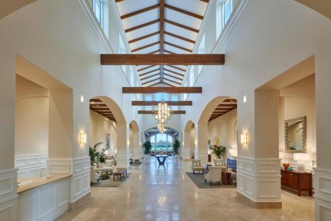 Villa ou maison à louer à Palm Beach Gardens, Floride: 4 chambres, 537.63 m2 № 1221537 - photo 1